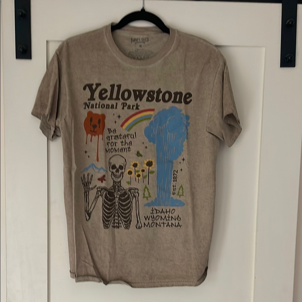 Yellowstone National Park Graphic Tee